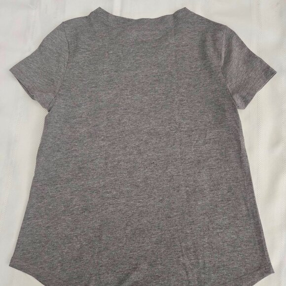 Boys Size Medium 9/10 Abercrombie Kids Short Sleeve Gray Tee - Picture 5 of 7